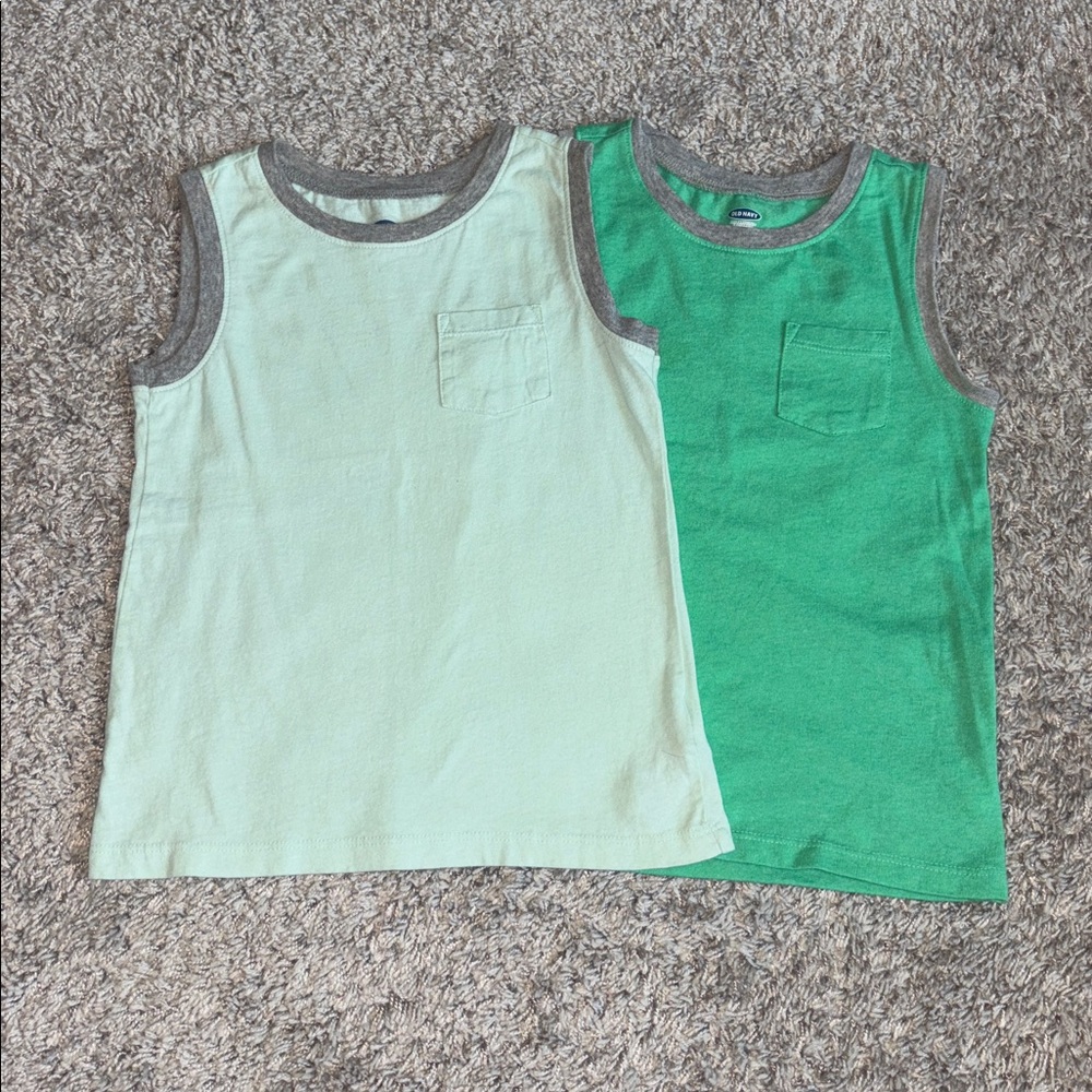 2 Old Navy boy tank tops. 5T, green, gray, . Front pocket.